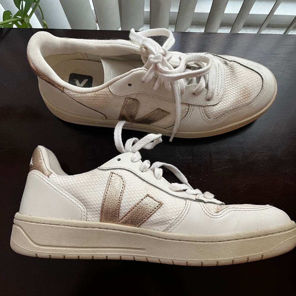 Veja Sneakers